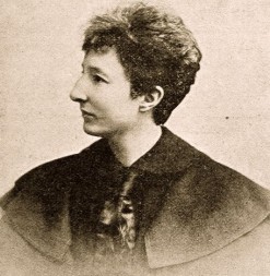 Die Namensgeberin des Preises, Anita Augspurg, Foto 1902, war 1915 Mitbegründerin der IFFF/WILPF