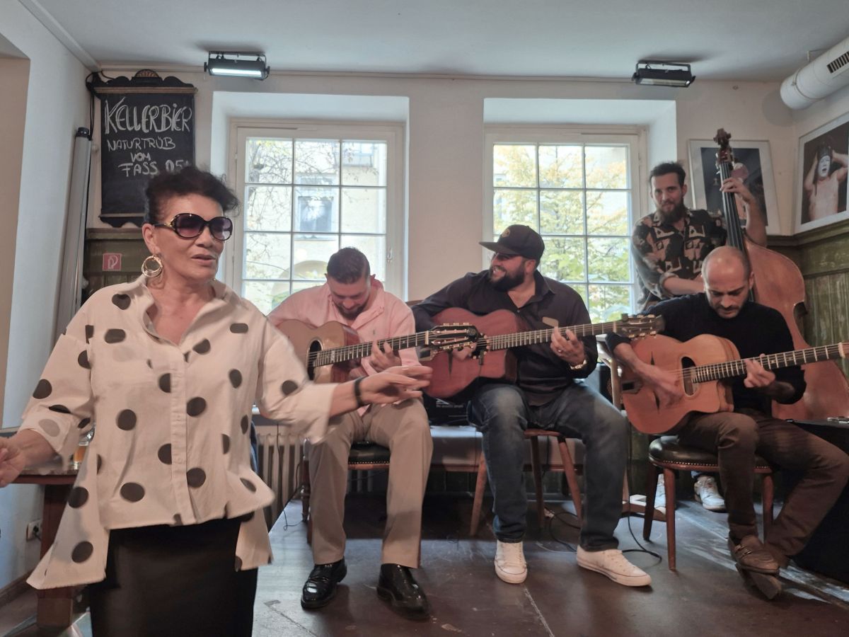 Nachlese zu Daniel Fischers Gypsy Jazz Tagen 2025, am 11.10., zwischen Künstlernähe und&nbsp;Hochkultur